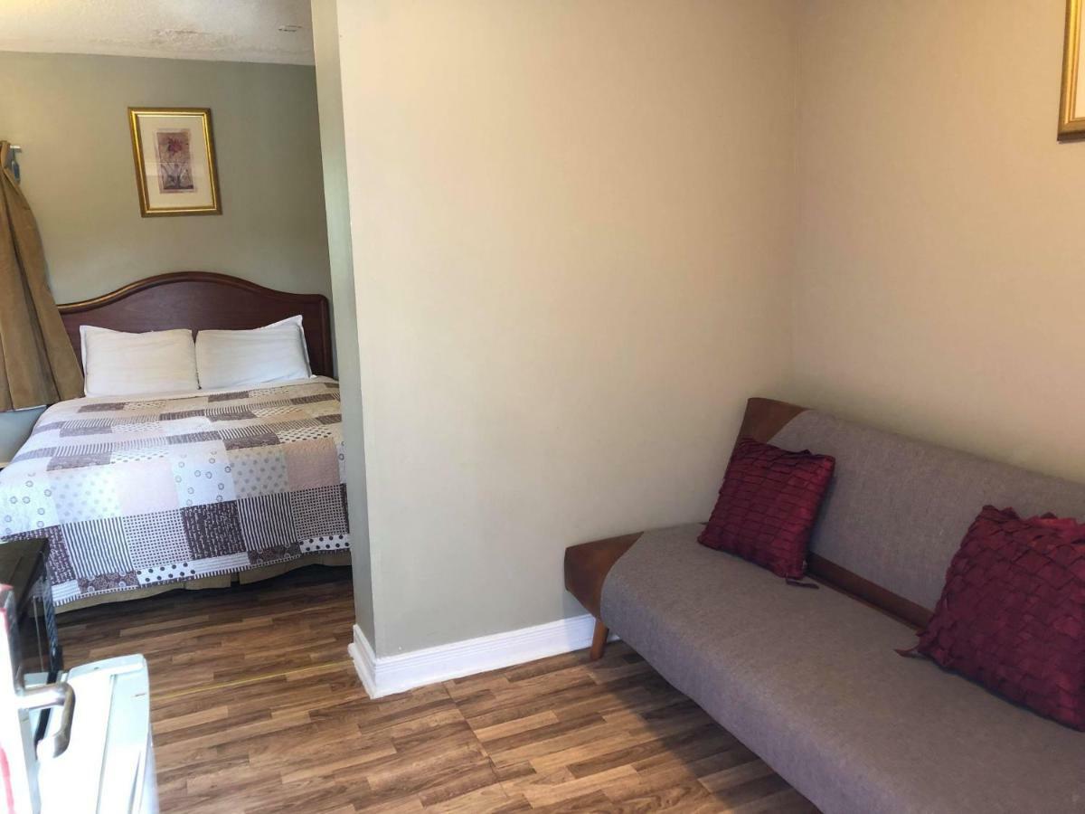 Niagara Inn & Suites Экстерьер фото
